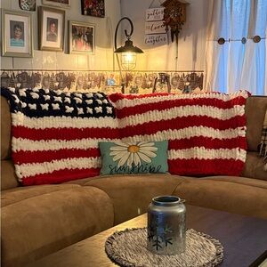 Patriotic Chunky Knit American Flag Throw Blanket - Red, White & Blue